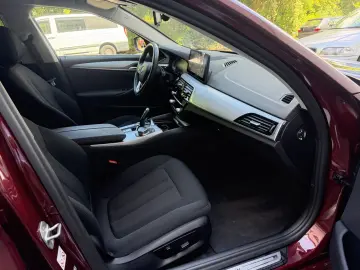 BMW 530 e xDrive Individual LED Live-Cockpit Kamera