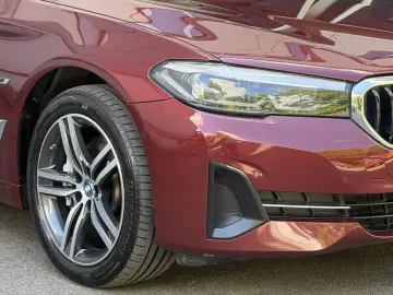 BMW 530 e xDrive Individual LED Live-Cockpit Kamera