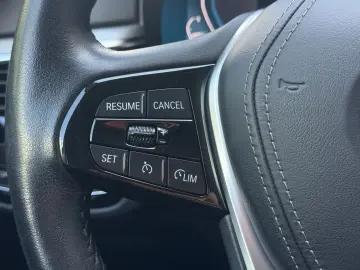 BMW 530 e xDrive Individual LED Live-Cockpit Kamera