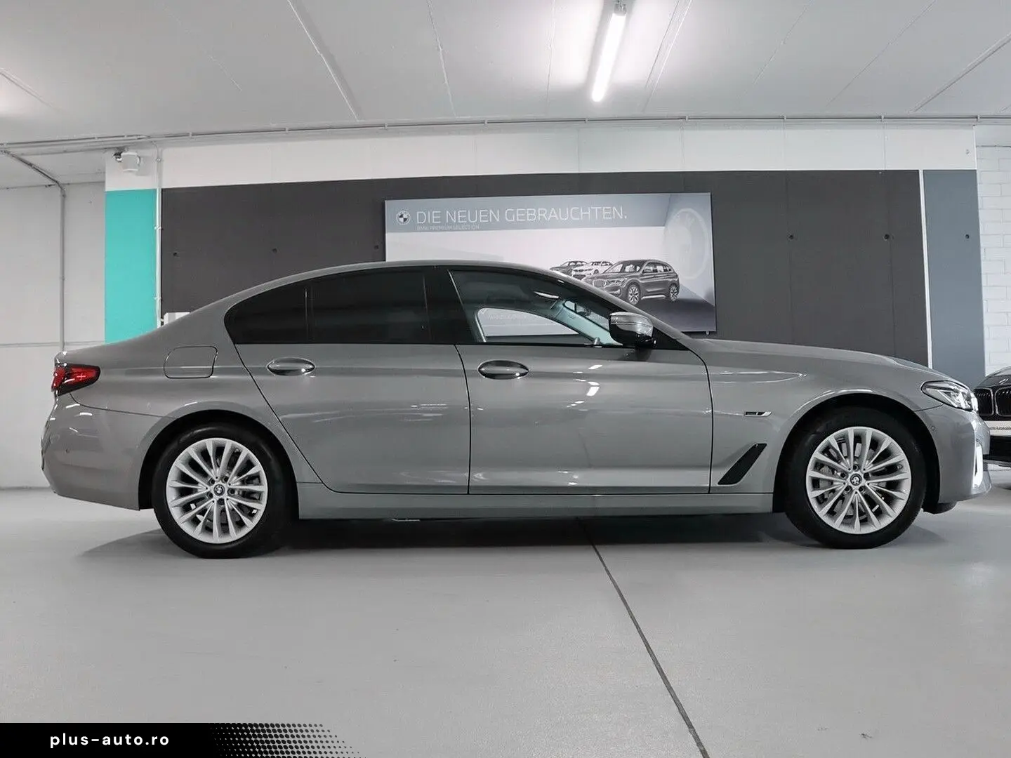 BMW 530e xDrive Limousine - Luxury Line