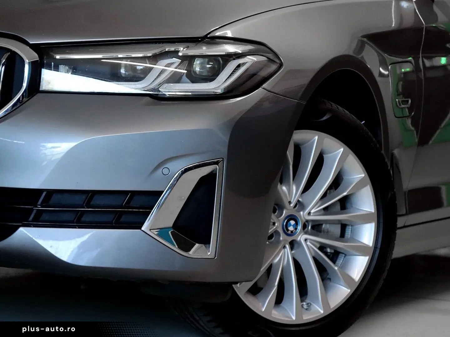 BMW 530e xDrive Limousine - Luxury Line