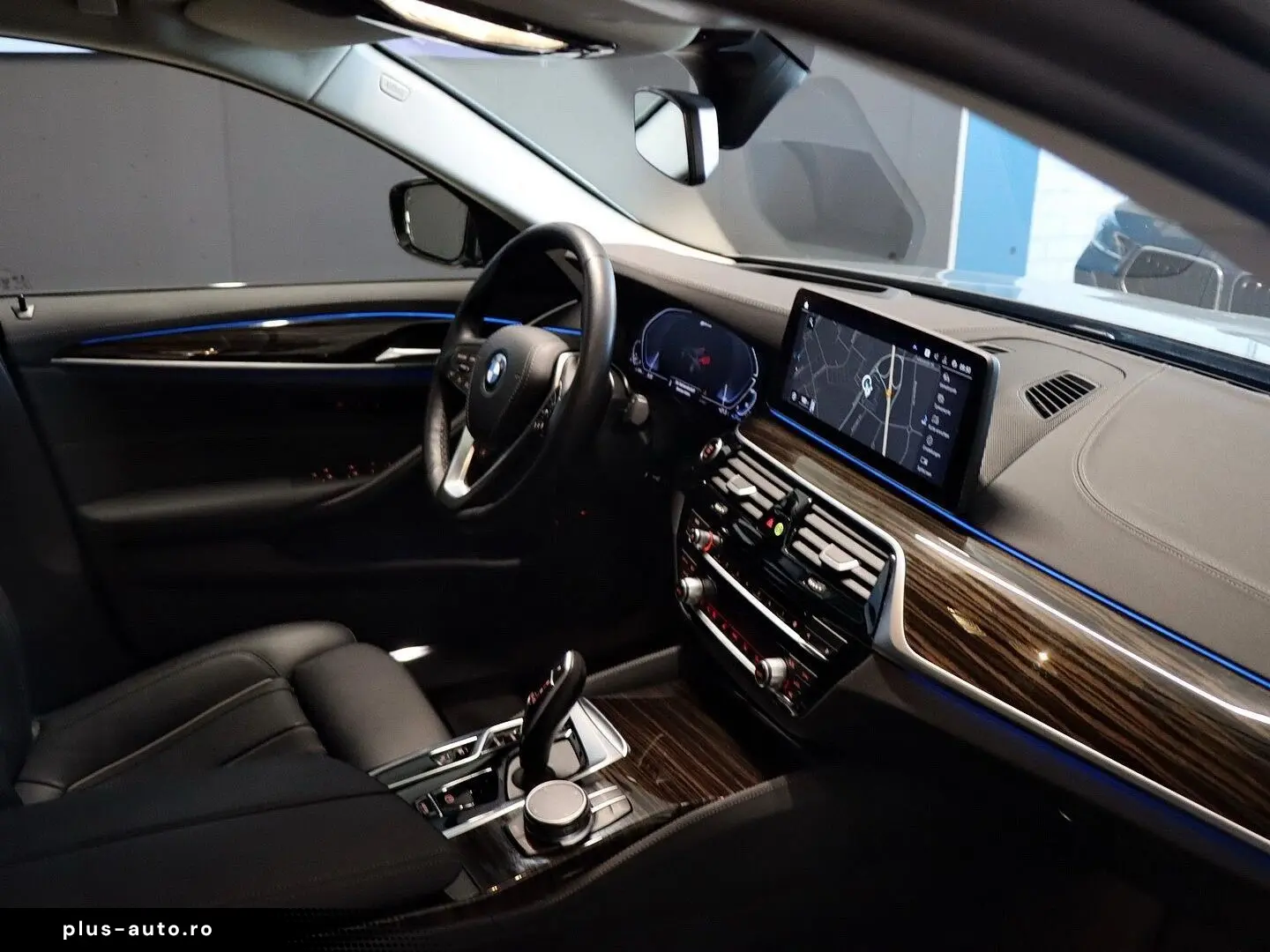 BMW 530e xDrive Limousine - Luxury Line