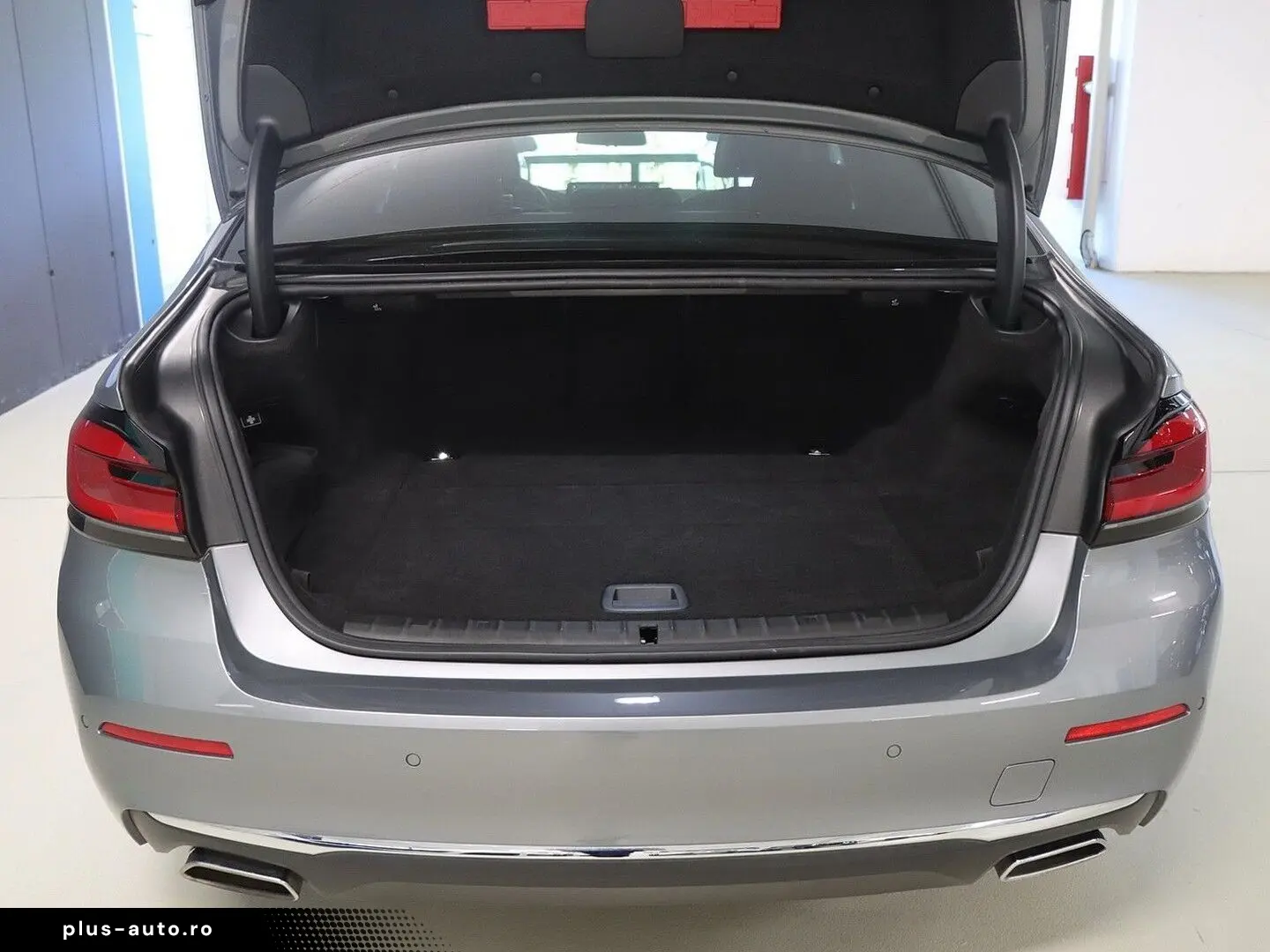 BMW 530e xDrive Limousine - Luxury Line