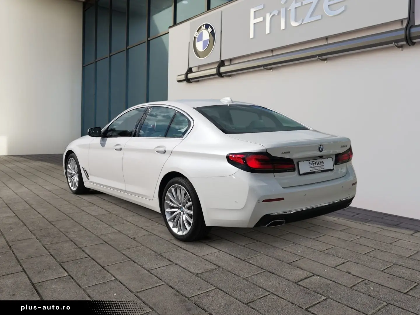 BMW 530 i xDr. Luxury Line  LASER LEDER NAVI PDC SHZ