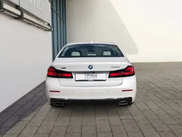 BMW 530 i xDr. Luxury Line  LASER LEDER NAVI PDC SHZ