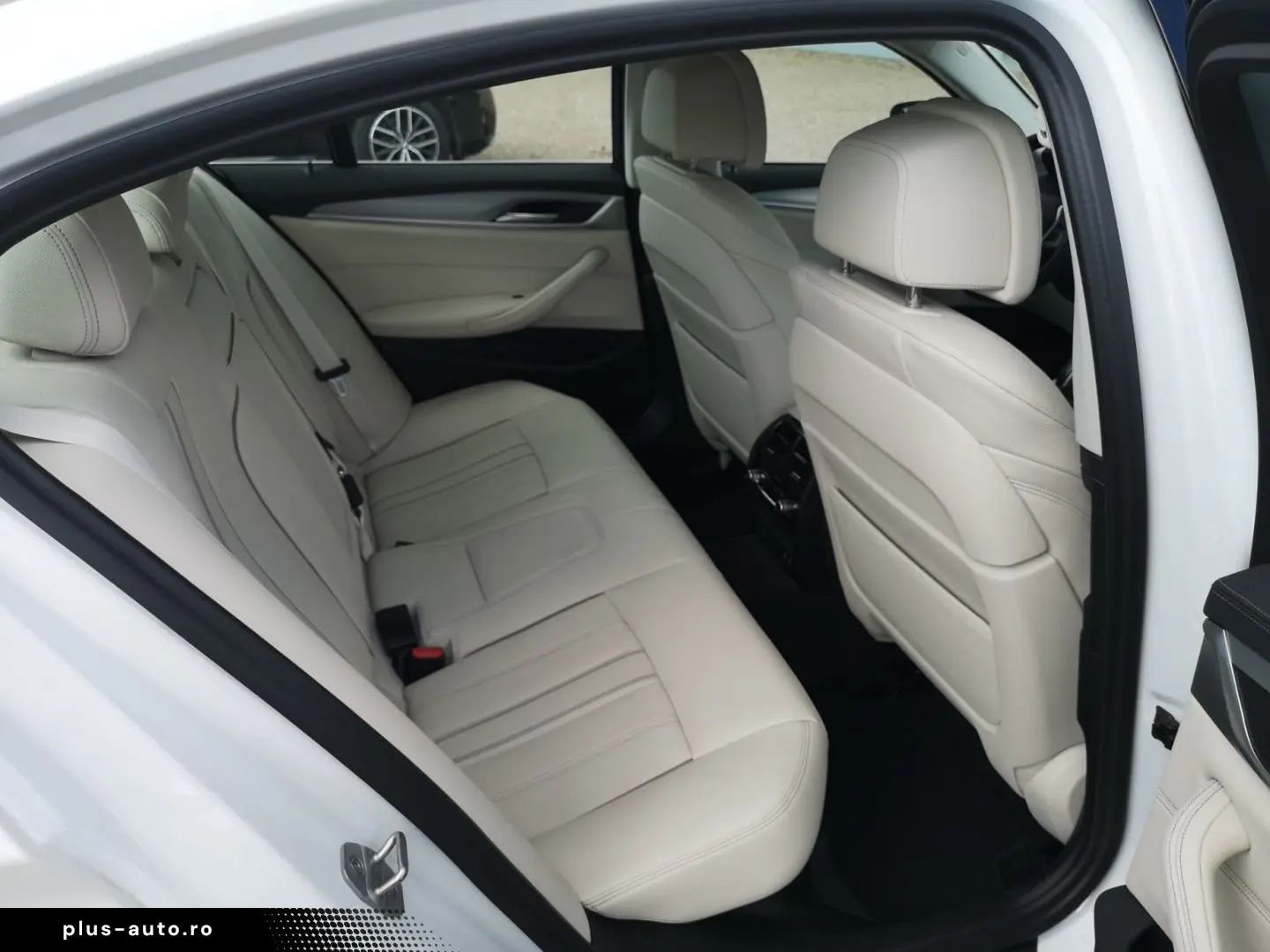 BMW 530 i xDr. Luxury Line  LASER LEDER NAVI PDC SHZ