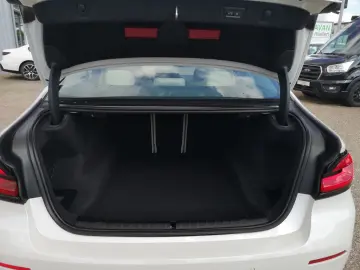 BMW 530 i xDr. Luxury Line  LASER LEDER NAVI PDC SHZ