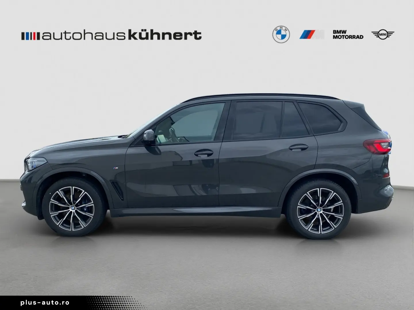 BMW X5 xDrive30d    M-Sport ACC PanoSD AHK Standheiz