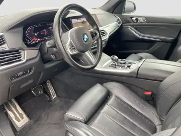 BMW X5 xDrive30d    M-Sport ACC PanoSD AHK Standheiz