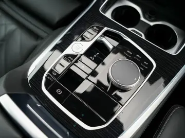 BMW X5 xDrive30d M-Sport 20  PANO AHK ACC H&K KoZg