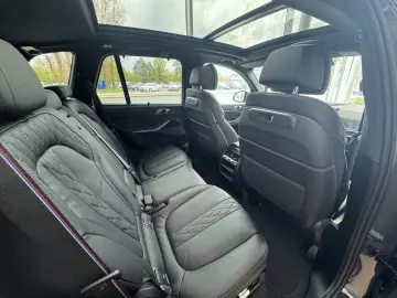 BMW X5 xDrive30d M Sport Pro 7-Sitzer nahezu VOLL!