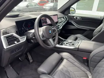 BMW X5 xDrive30d M-Sport Pro AHK HUD Pano 7-Sitzer D