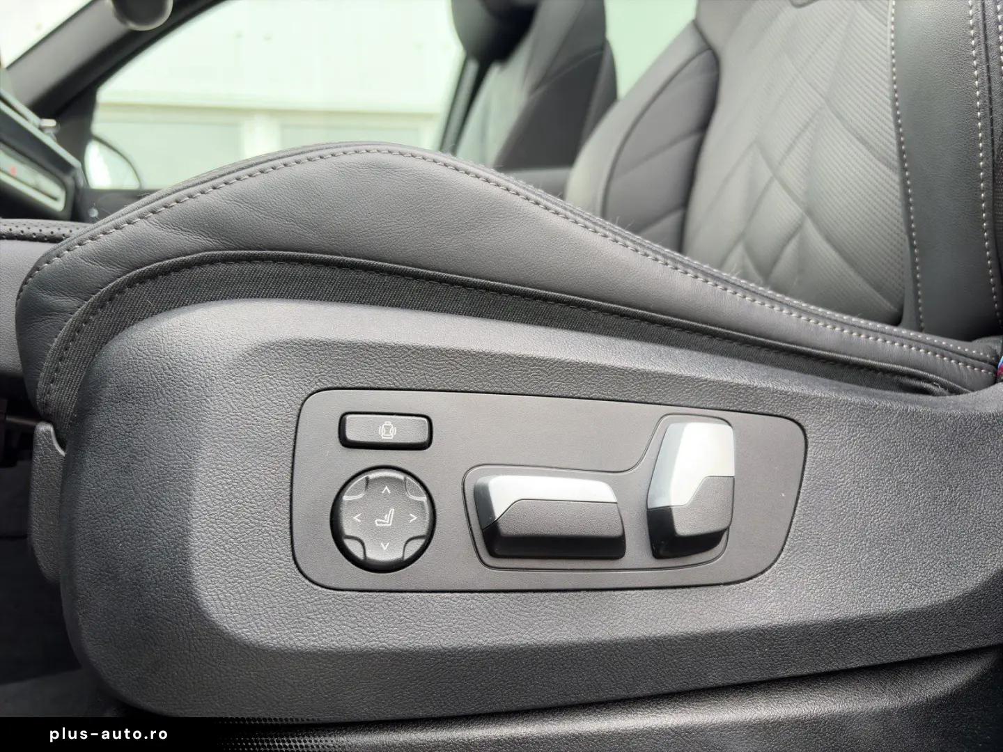 BMW X5 xDrive30d M-Sport Pro AHK HUD Pano 7-Sitzer D