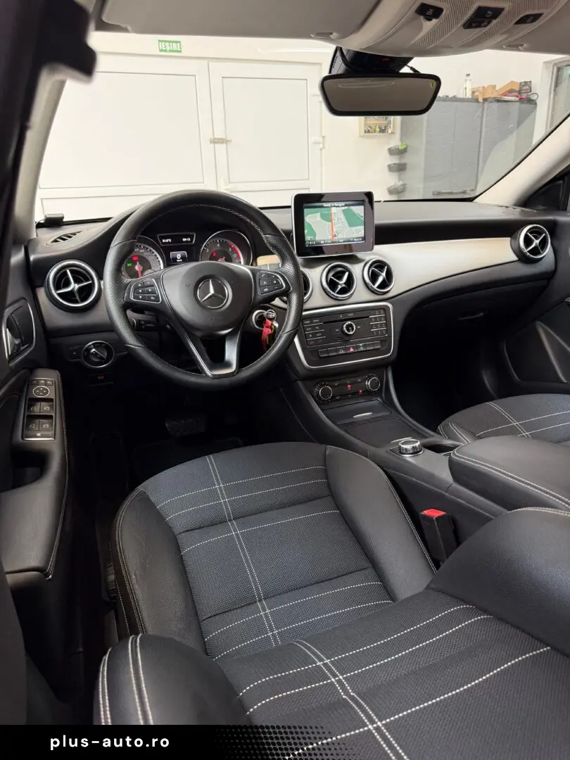 MERCEDES BENZ CLA 180D 2015