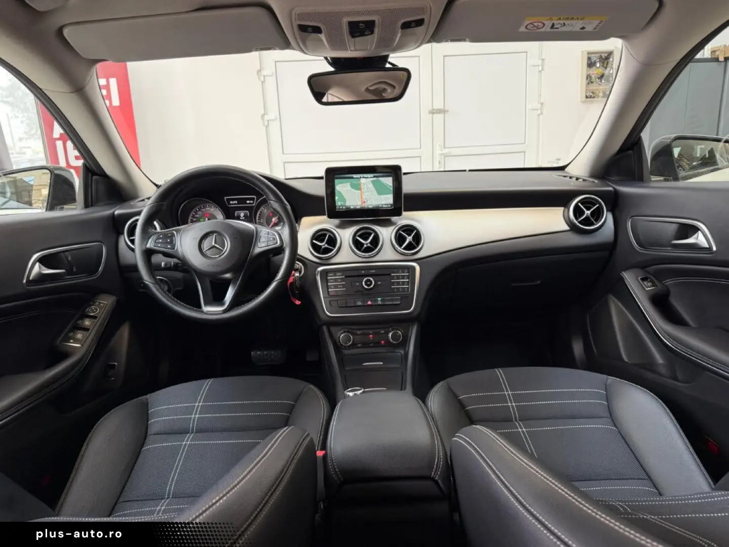 MERCEDES BENZ CLA 180D 2015