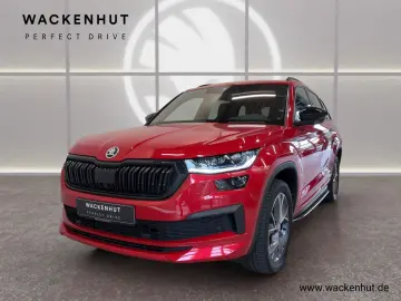 SKODA Kodiaq SportLine 2.0l TSI 4x4 AHK PANO ACC COLUM