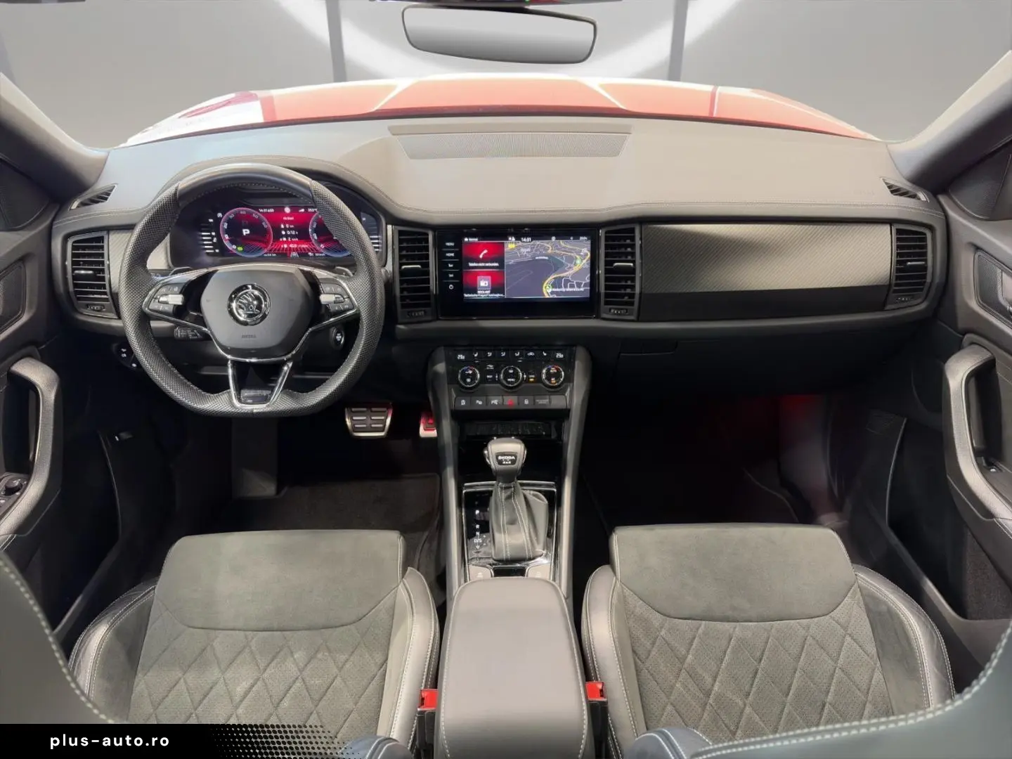 SKODA Kodiaq SportLine 2.0l TSI 4x4 AHK PANO ACC COLUM