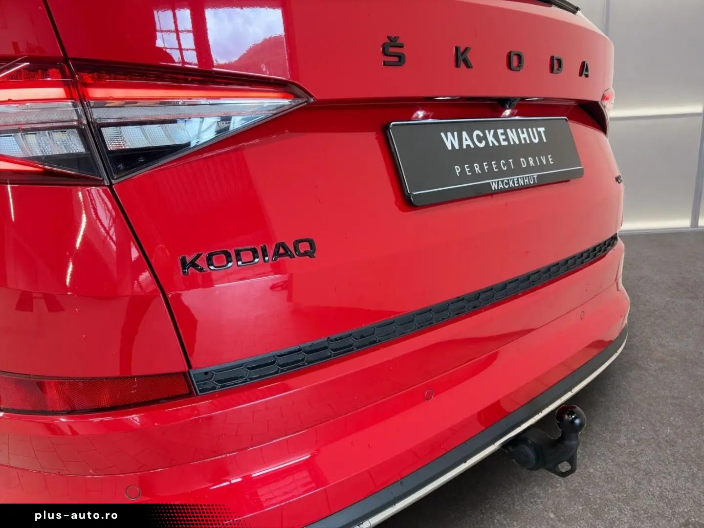 SKODA Kodiaq SportLine 2.0l TSI 4x4 AHK PANO ACC COLUM