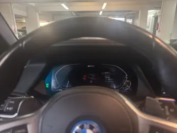 BMW X5 xDrive45e M Sport AHK Wärmepaket 360