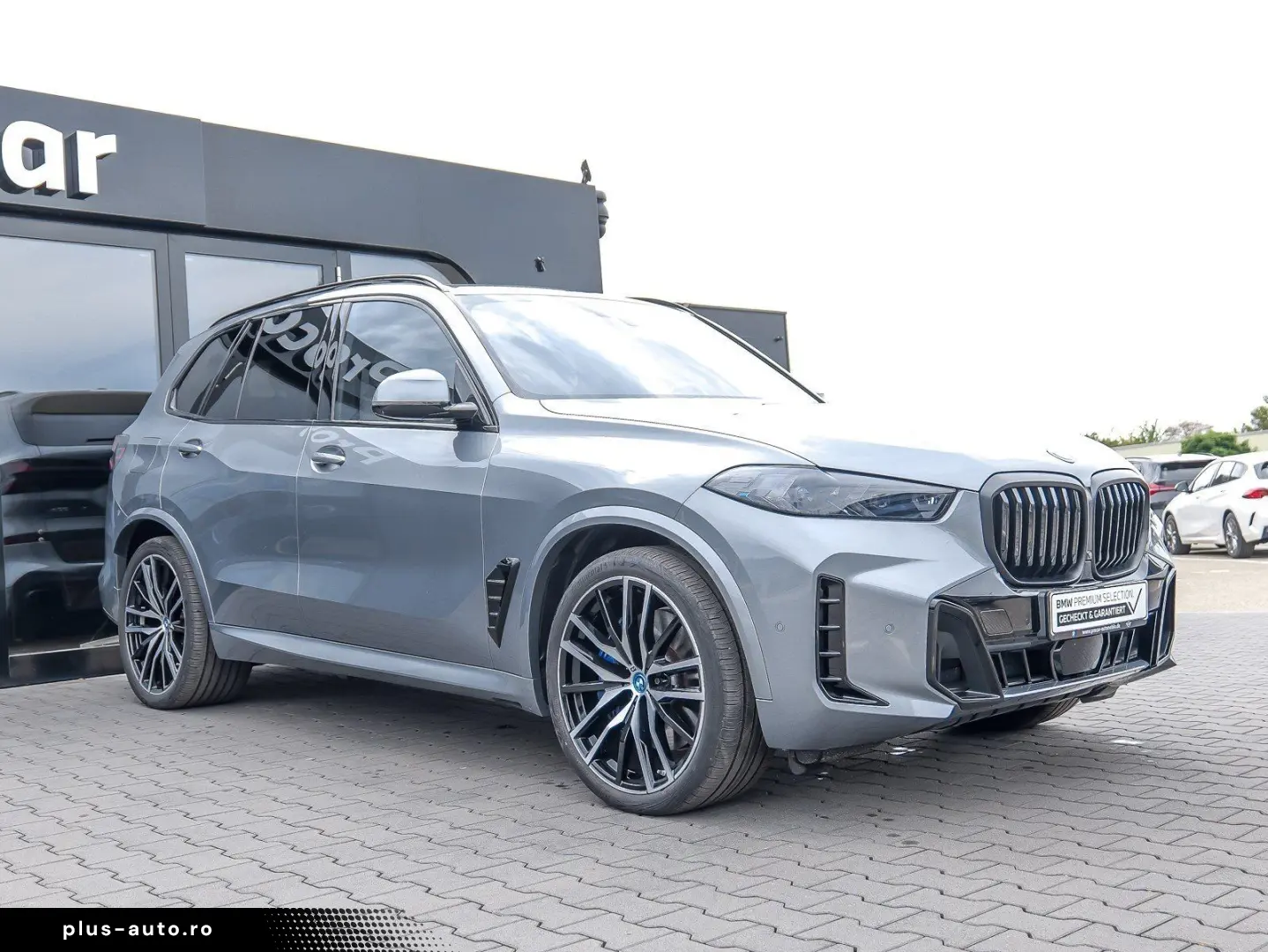 BMW X5 xDrive50e M Sport HUD PANO AHK 360 KAM RFK