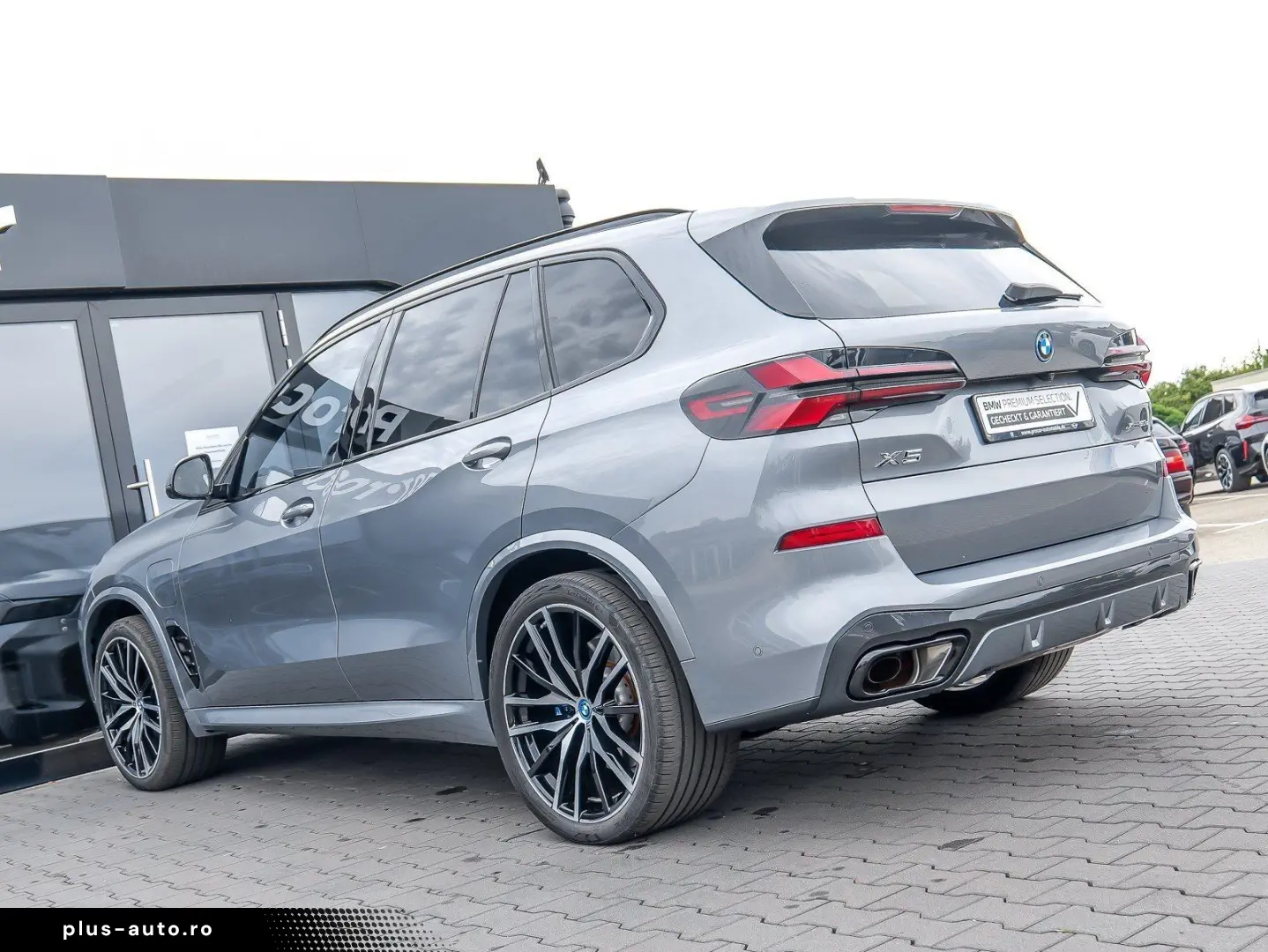 BMW X5 xDrive50e M Sport HUD PANO AHK 360 KAM RFK