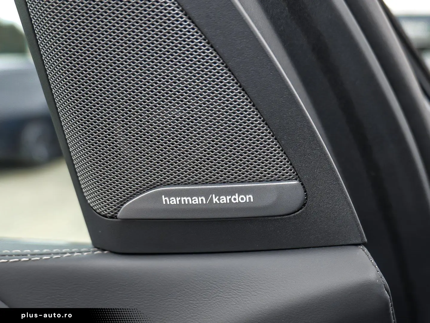 BMW X5 xDrive50e M Sport HUD PANO AHK 360 KAM RFK