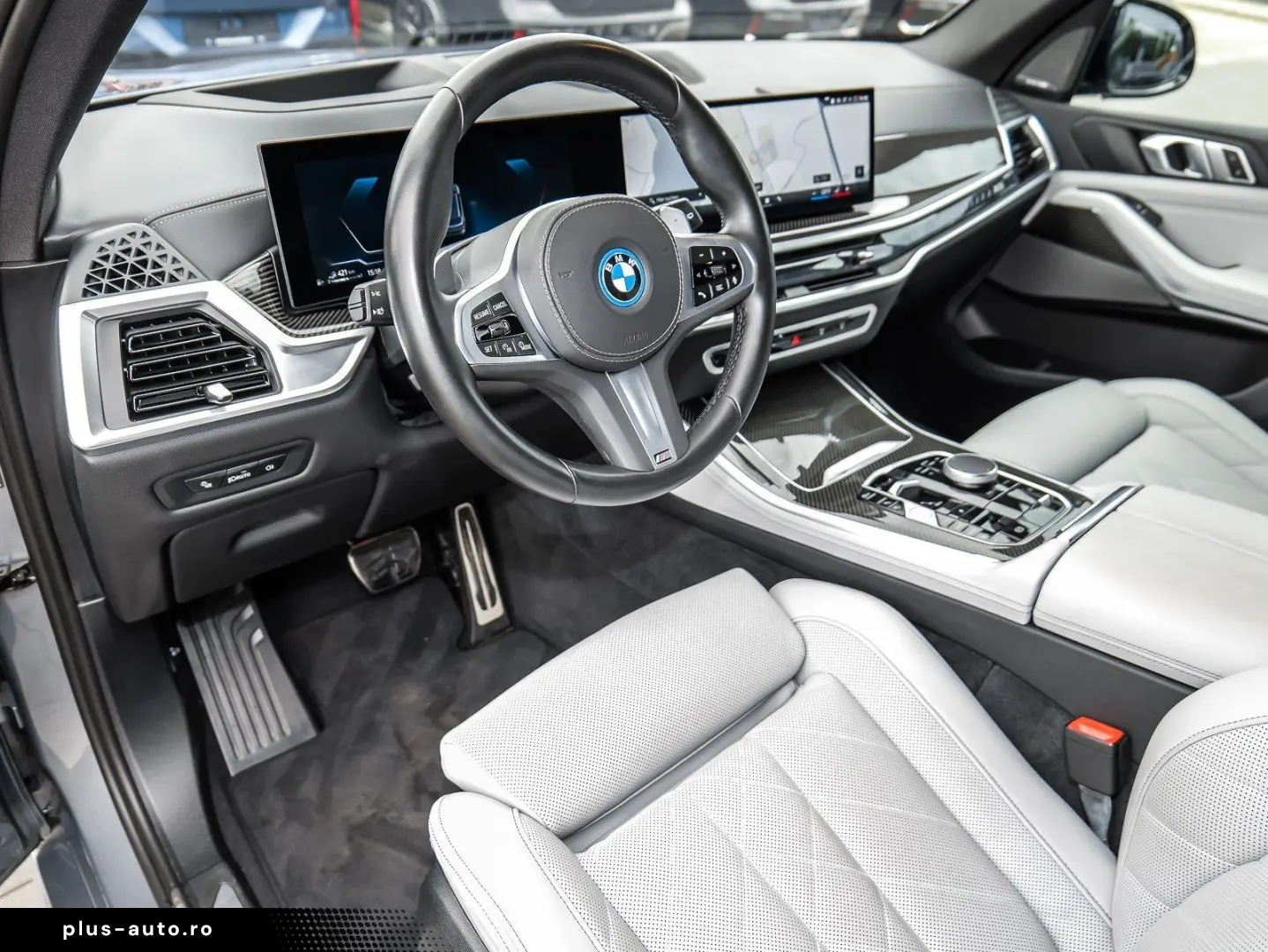 BMW X5 xDrive50e M Sport HUD PANO AHK 360 KAM RFK