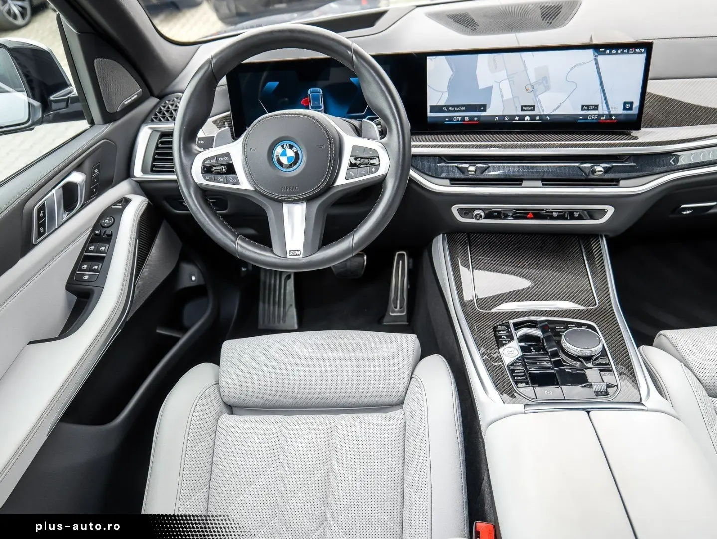 BMW X5 xDrive50e M Sport HUD PANO AHK 360 KAM RFK