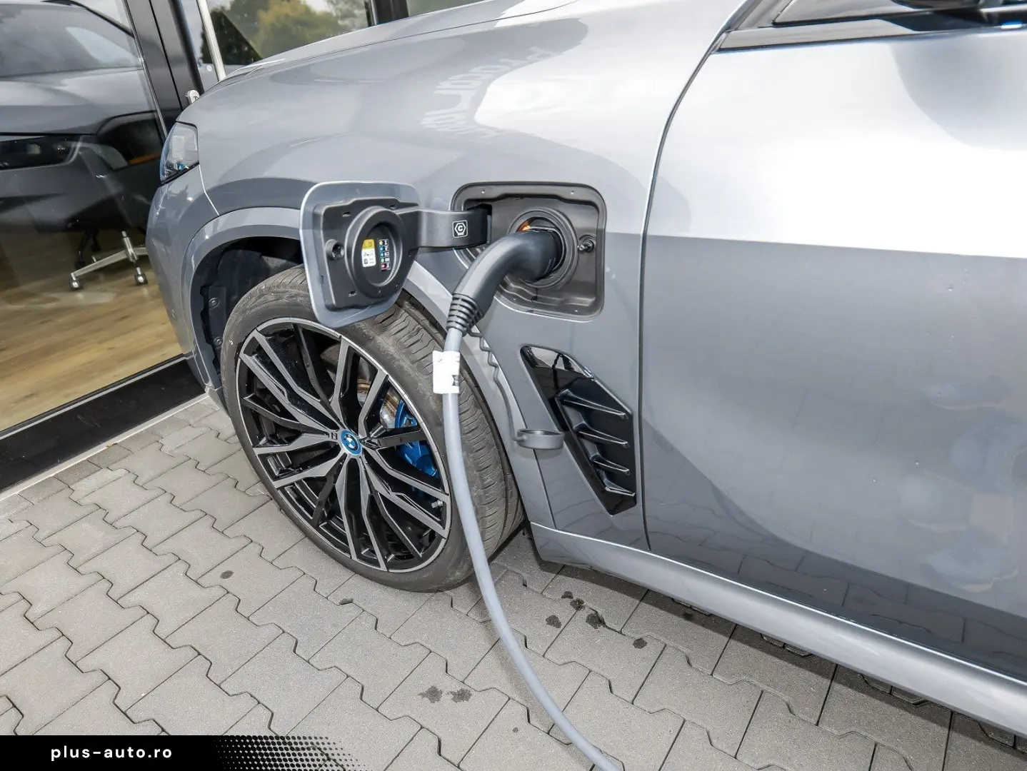 BMW X5 xDrive50e M Sport HUD PANO AHK 360 KAM RFK