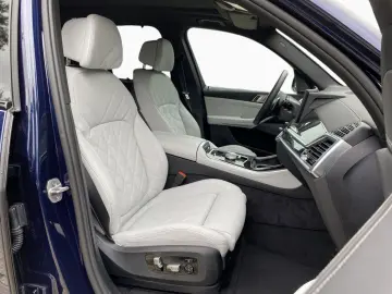 BMW X5 xDrive50e Sportpaket Bluetooth Navi LED PDC