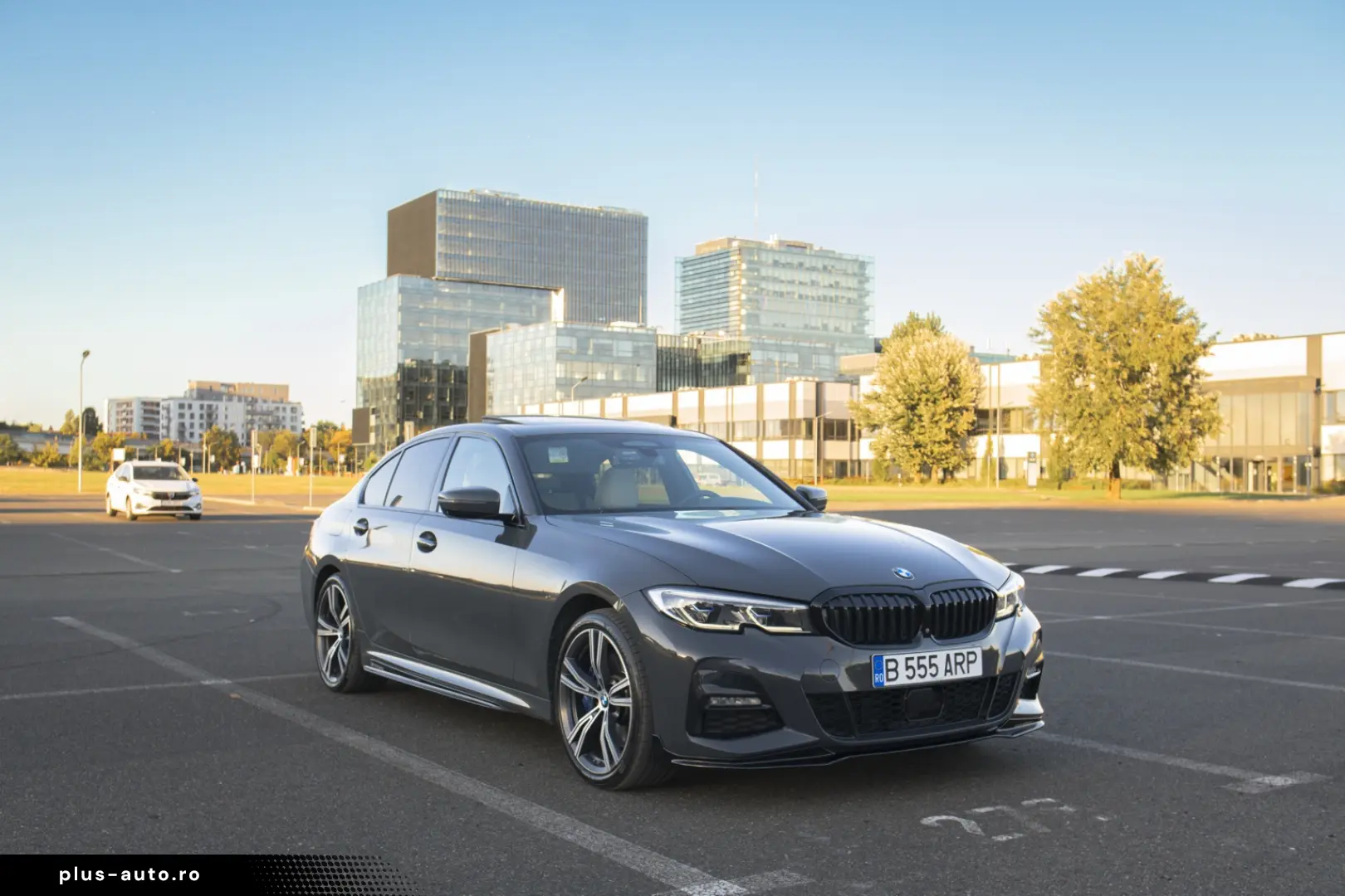 BMW 330e G20 Individual