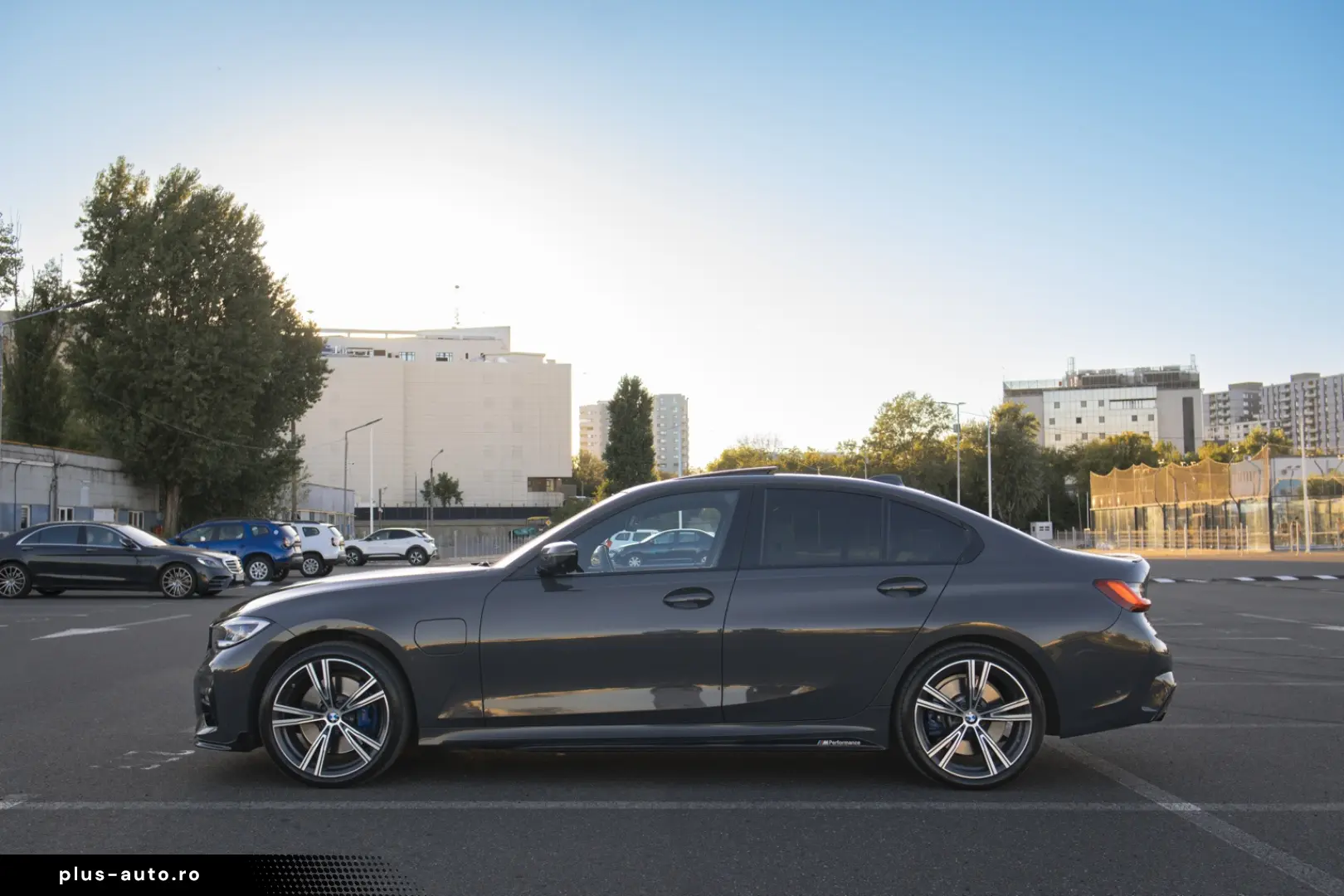 BMW 330e G20 Individual