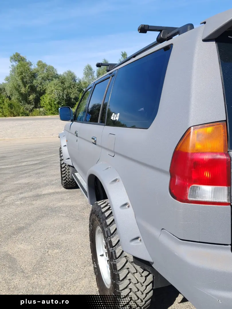 Mitsubishi Pajero sport