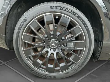 MERCEDES-BENZ AMG EQE 43 4M SUV AMG