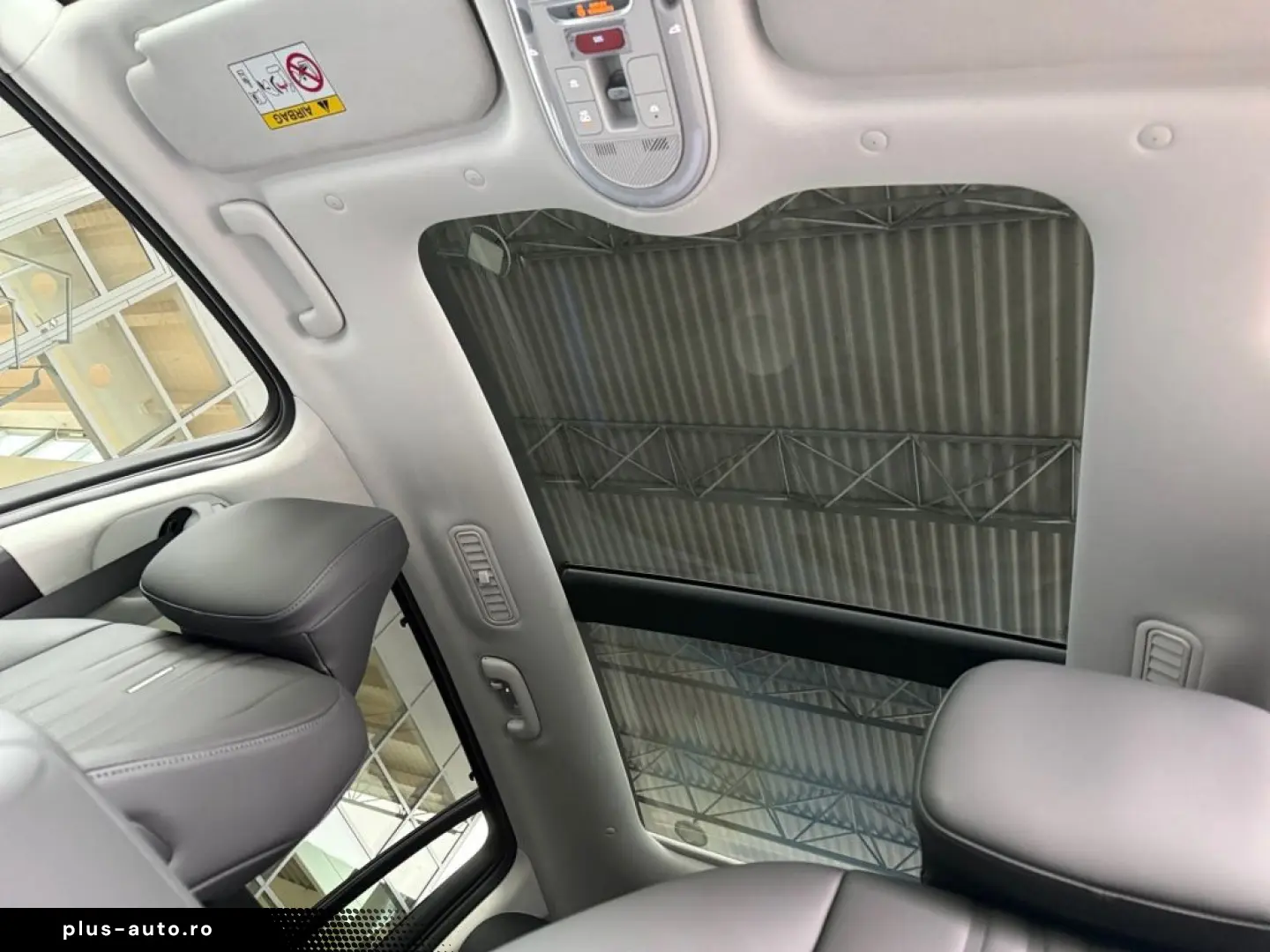 HYUNDAI IONIQ 9 110 kWh 4WD Uniq
