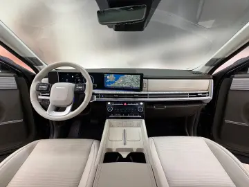 HYUNDAI Santa Fe PHEV  4WD