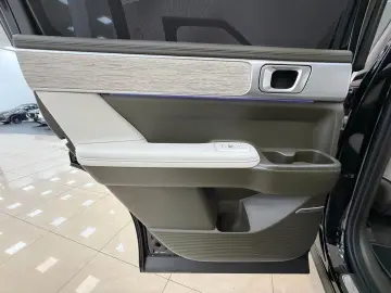 HYUNDAI Santa Fe PHEV  4WD
