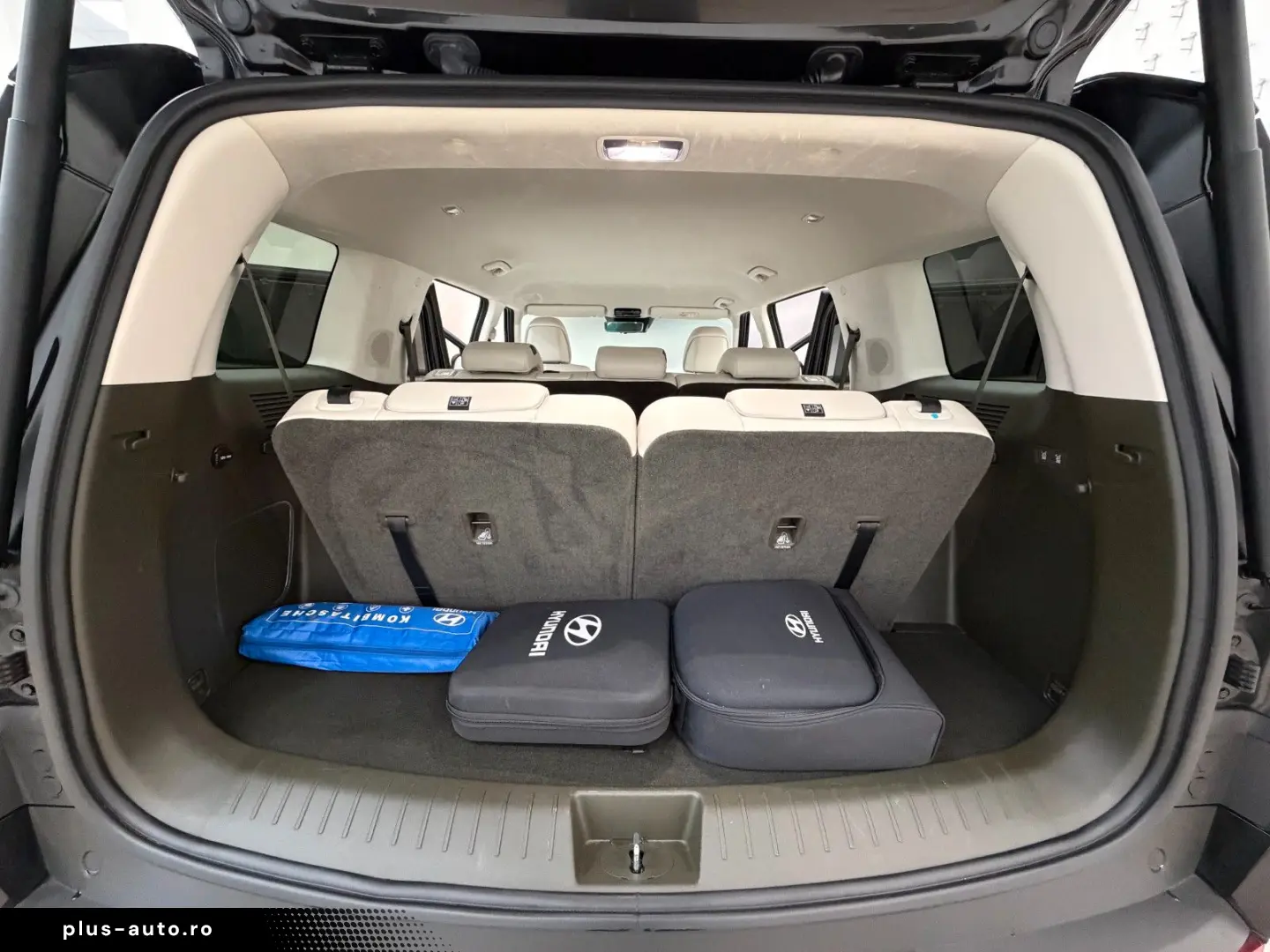 HYUNDAI Santa Fe PHEV  4WD