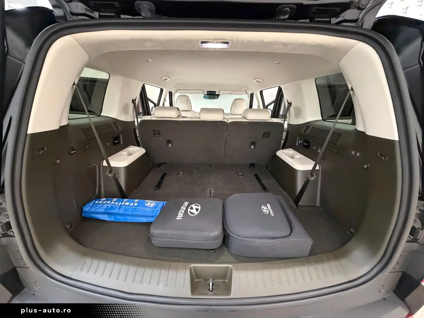 HYUNDAI Santa Fe PHEV  4WD