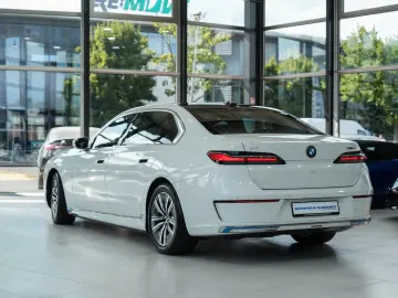 BMW i7 xDrive 60 Design Pure Excellence