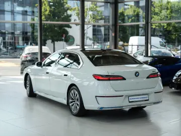 BMW i7 xDrive 60 Design Pure Excellence