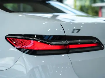 BMW i7 xDrive 60 Design Pure Excellence
