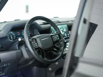 LAND ROVER Defender 110 2.0 P400e 110 SE   URBAN Widebody