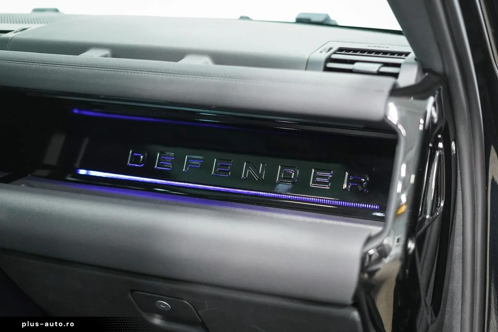 LAND ROVER Defender 110 2.0 P400e 110 SE   URBAN Widebody