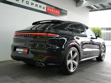 PORSCHE Cayenne Coupe S E-Hybrid
