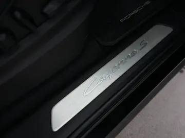 PORSCHE Cayenne Coupe S E-Hybrid
