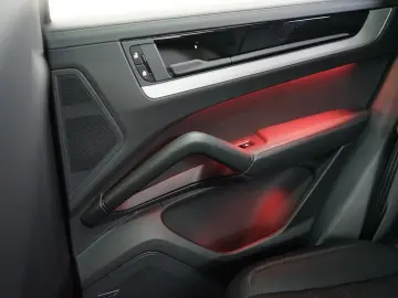 PORSCHE Cayenne Coupe S E-Hybrid