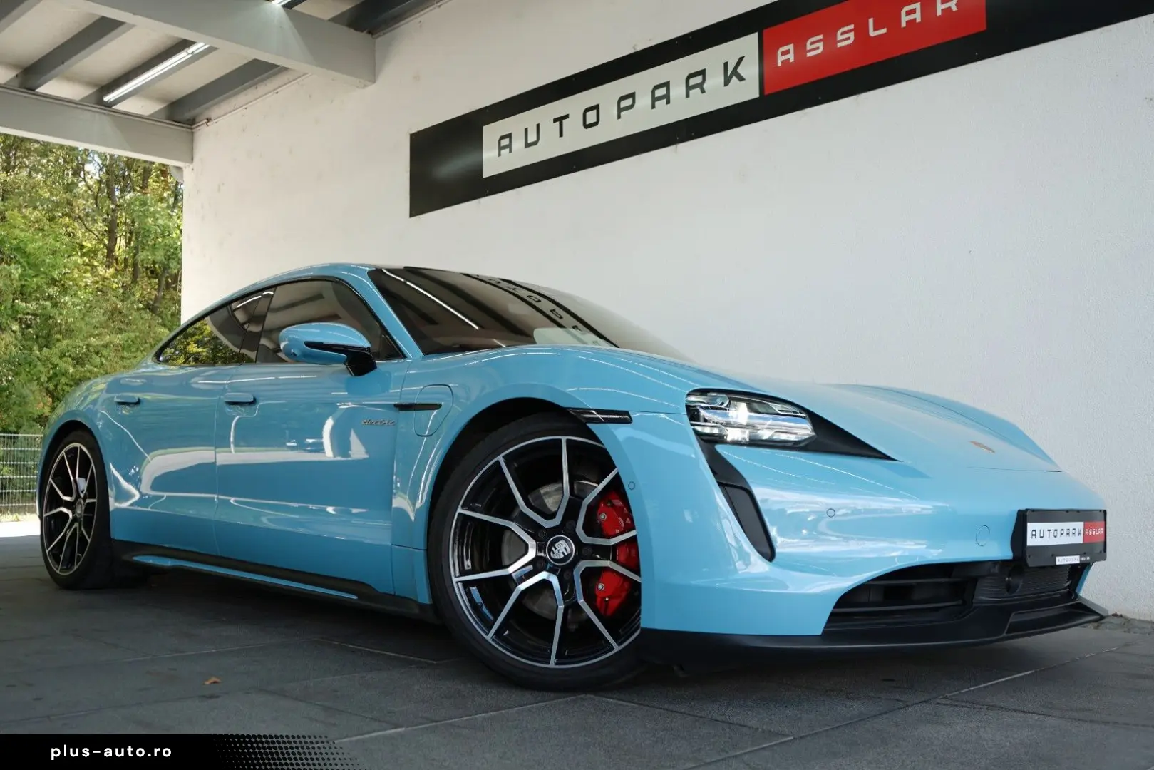 PORSCHE Taycan 4S