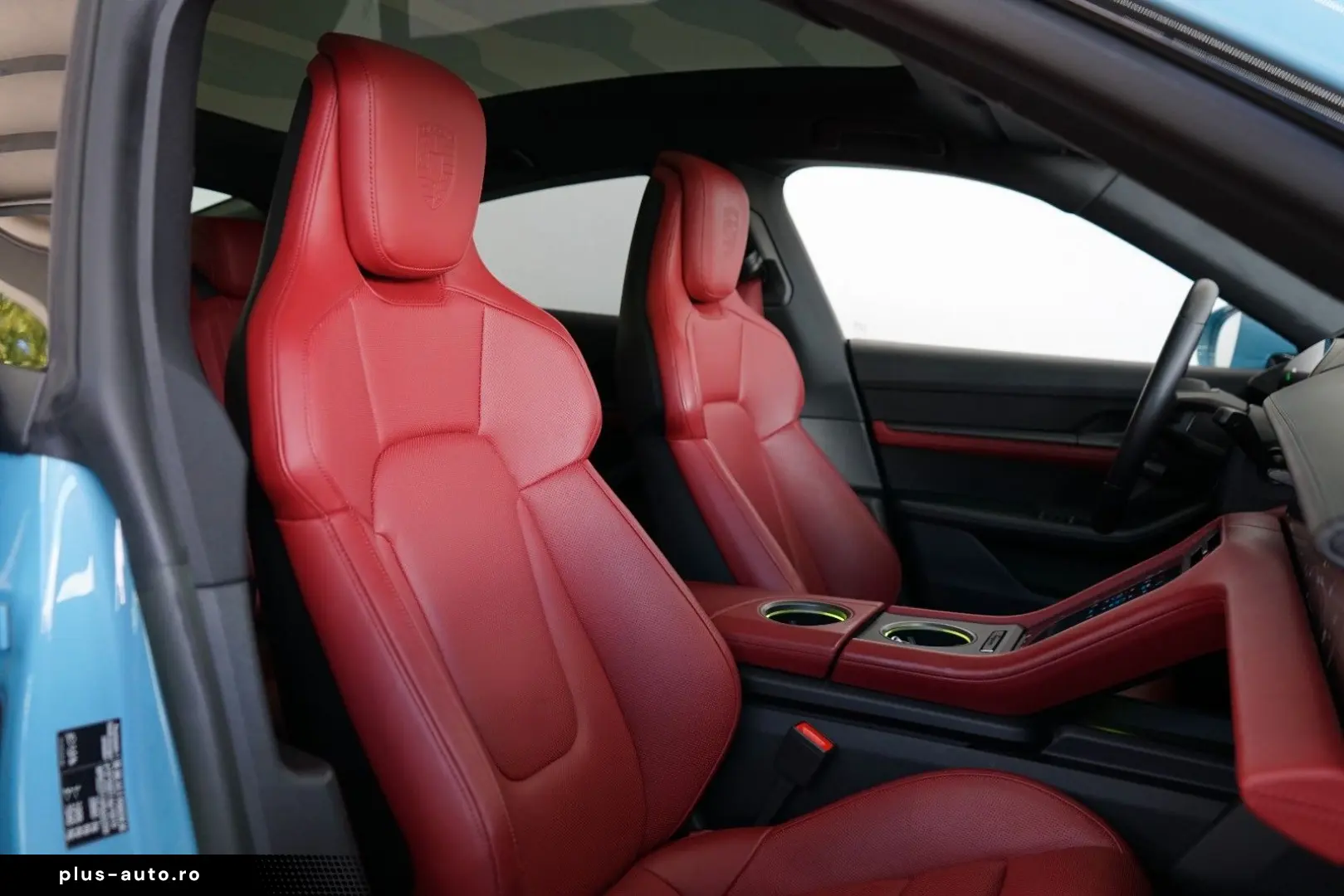 PORSCHE Taycan 4S