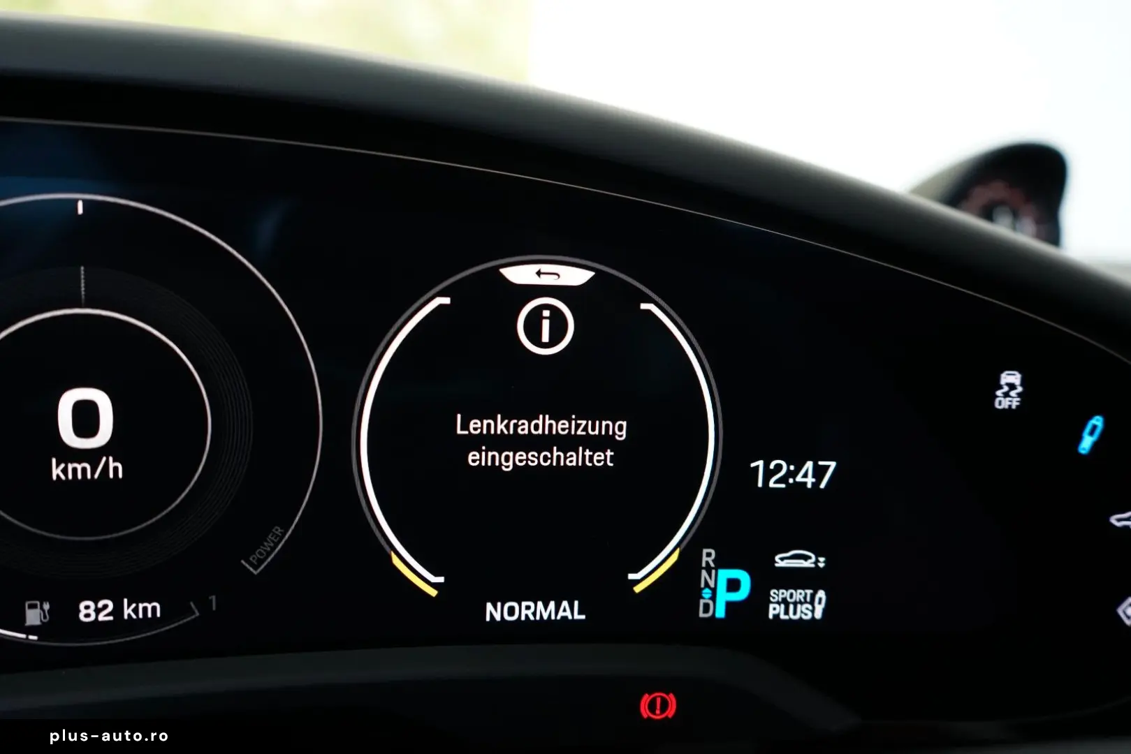 PORSCHE Taycan 4S